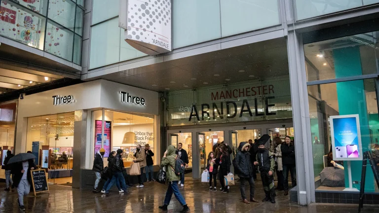 Manchester Arndale Centre Opening hours: